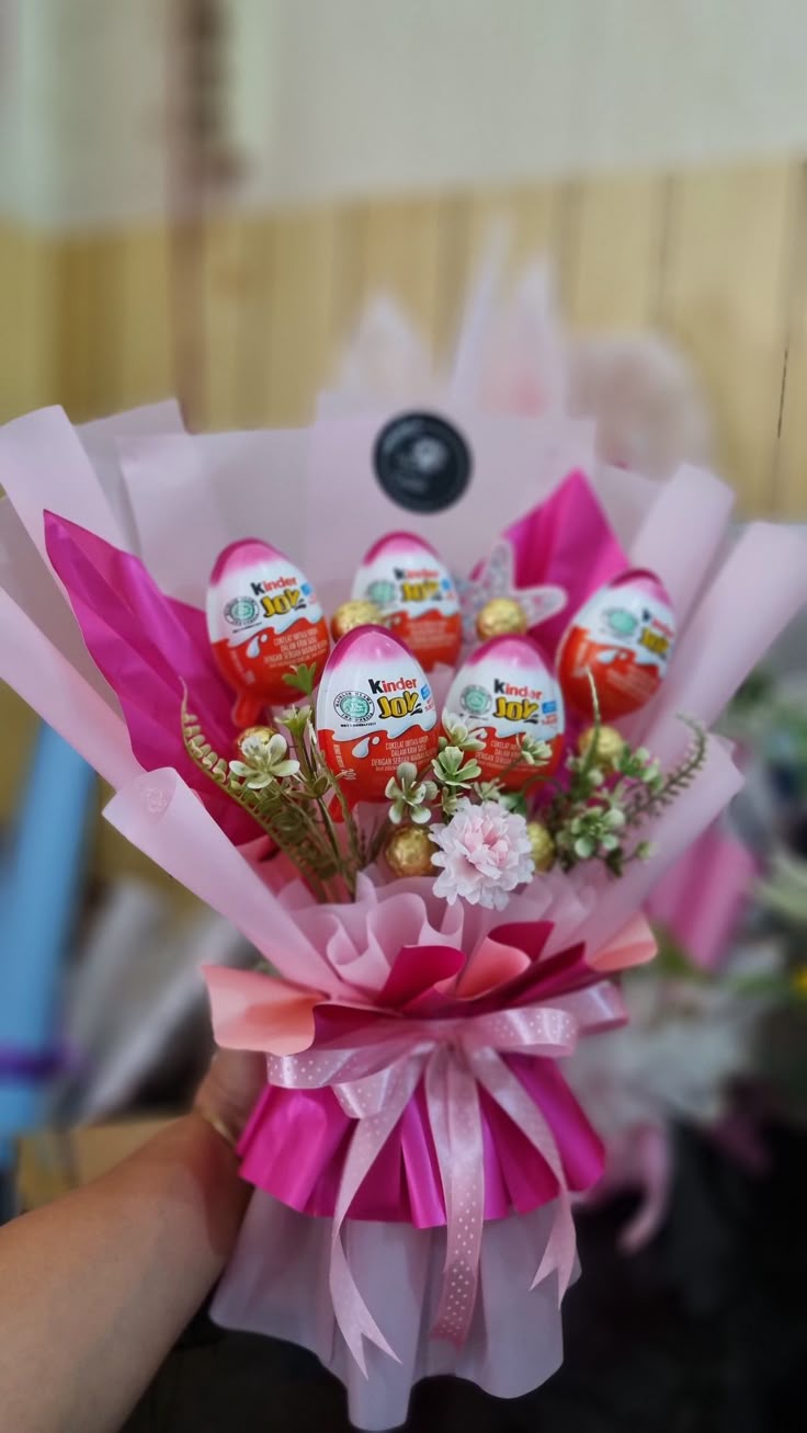 Kinder Joy Chocolate Bouquet – Premium | Customisable | Perfect for All Occasions